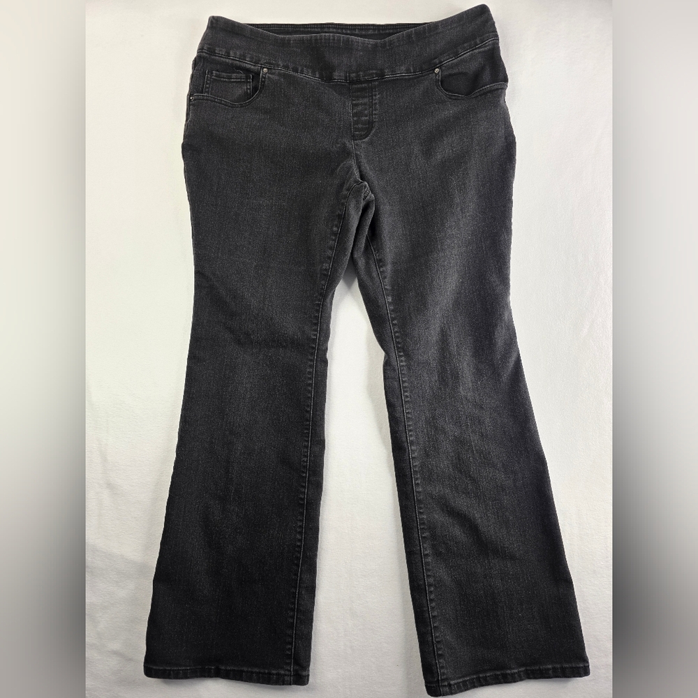 The Pioneer Woman Size 16 XL Black Embroidered Bootcut Pull-On Jeans 3342-CB - Picture 4 of 16
